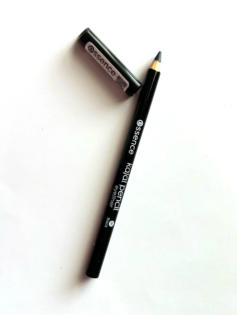 NEW Essence Kajal Eye Pencil Black Eyeliner